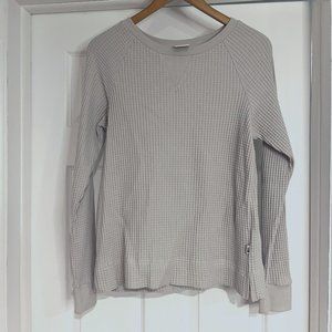The North Face W Chabot Crew Thermal Shirt- Size M- Light Grey